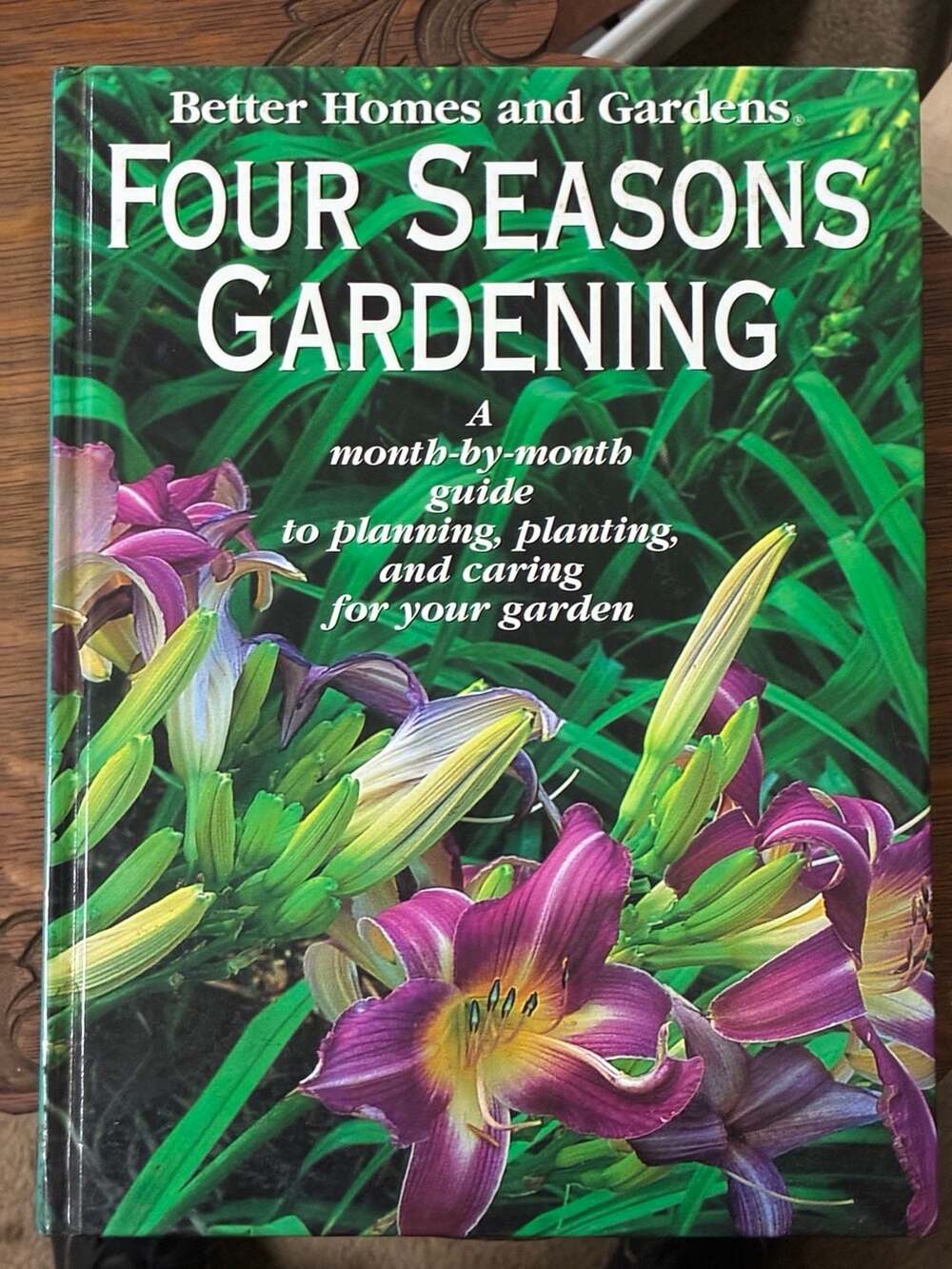Better Homes And Gardens Four Seasons Gardening Book
